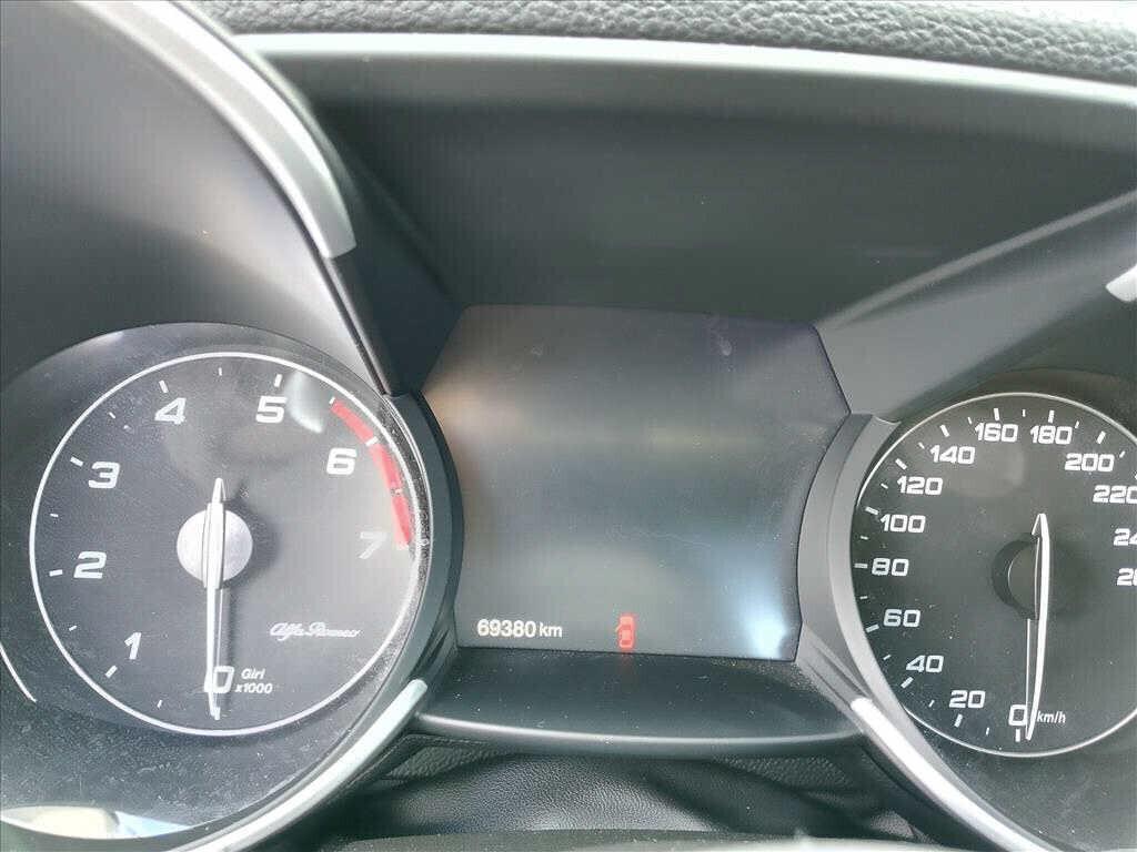 Alfa Romeo Giulia 2.0 TURBO 200CV AT8 **PREZZO VERO*UNIPRO'*ITALIANA