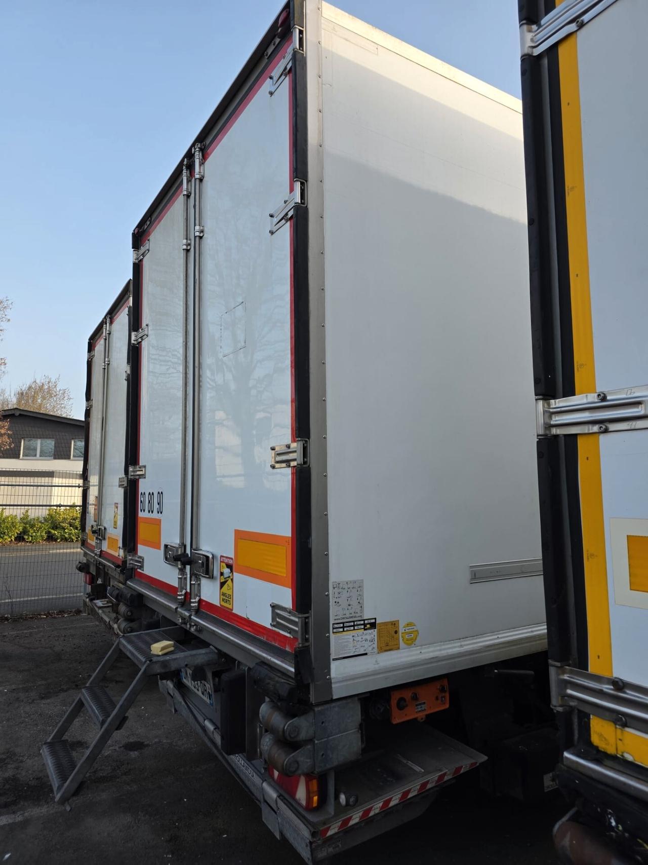 SEMIRIMORCHIO FRUEHAUF 12-2014 CON SPONDA E.