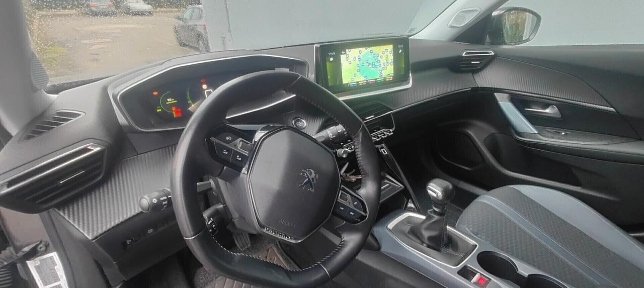 Peugeot 2008 BlueHDi 100 S&S Allure