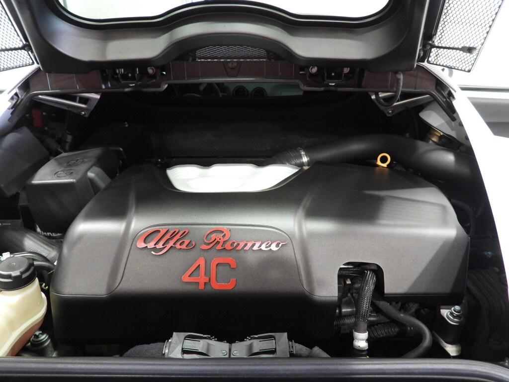 Alfa Romeo 4C Coupe 1750 TBi TCT