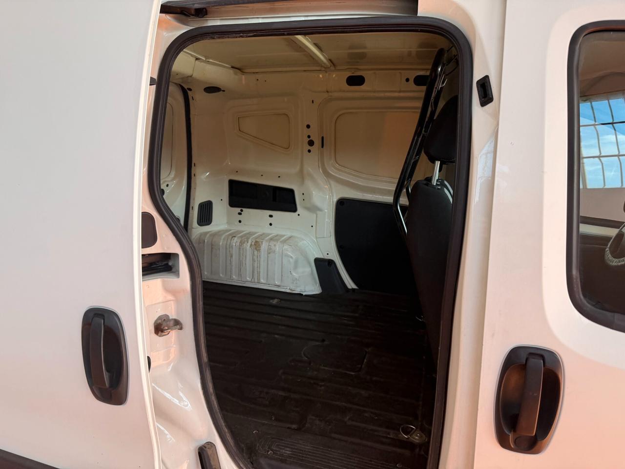 Fiat Fiorino 1.3 MJT 95CV Cargo