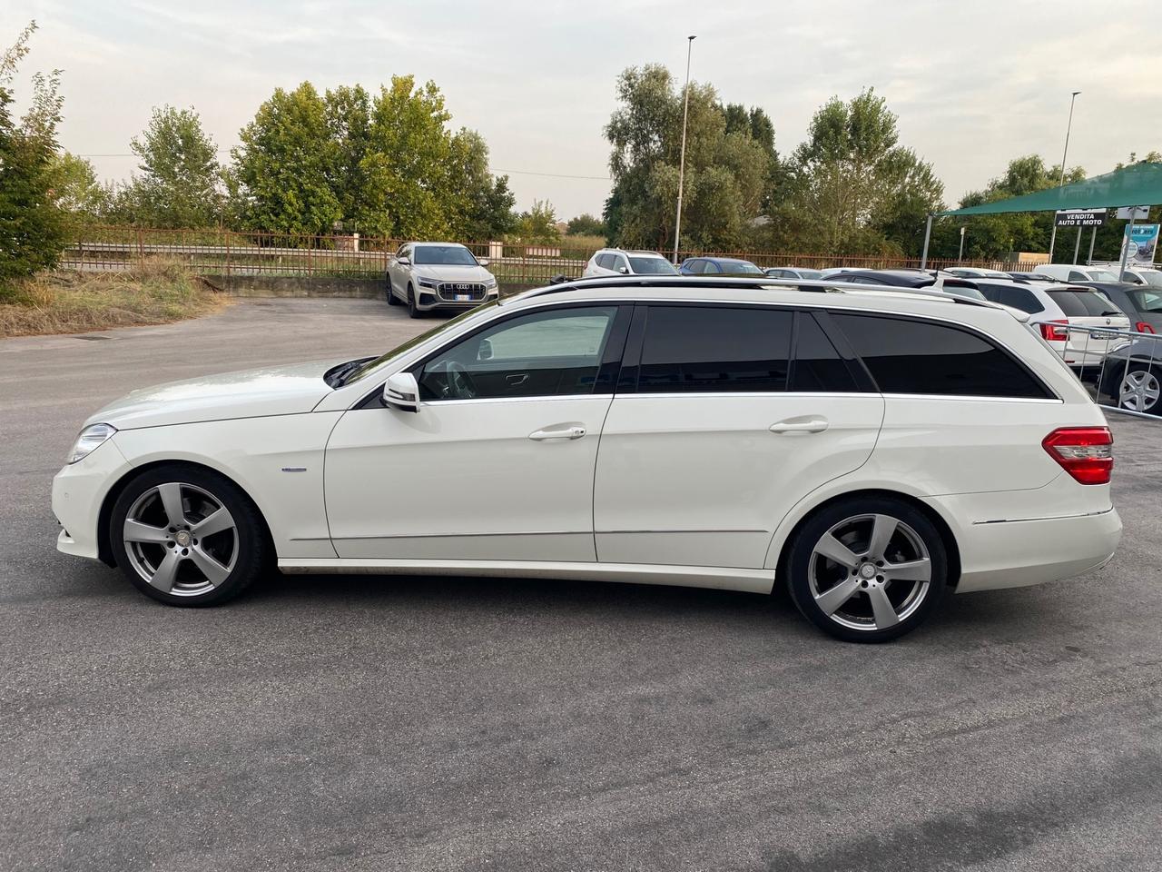Mercedes E 350 S.W 4 MATIC TETTO APRIBILE FULL