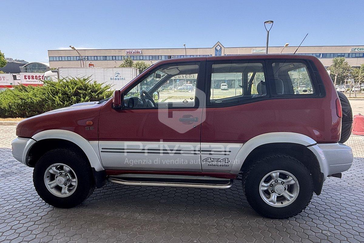 NISSAN Terrano II 2.7 Tdi 3 porte SE