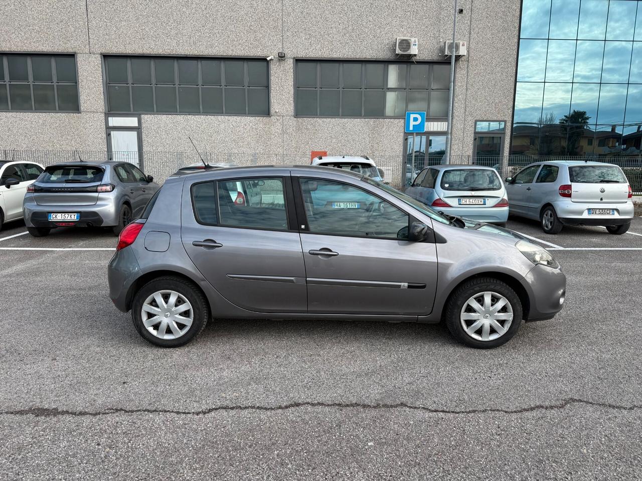 Renault Clio 1.2 16V 5 porte Luxe