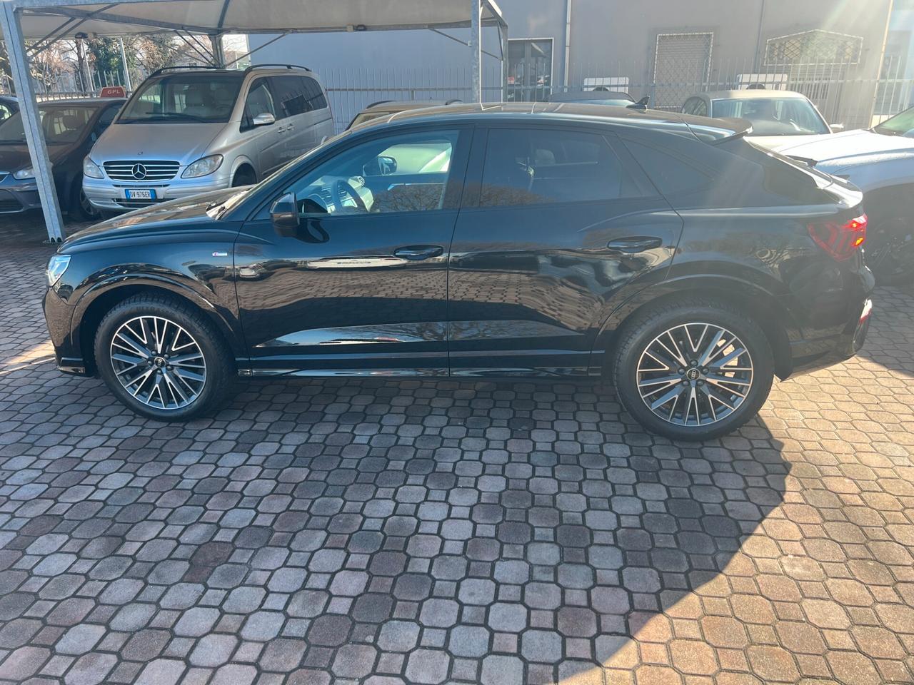 Audi Q3 35 TDI S tronic line edition