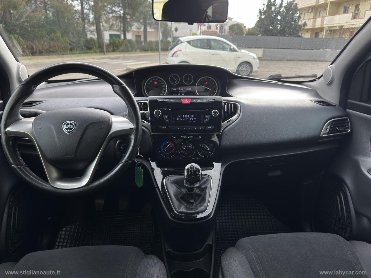 LANCIA Ypsilon 1.2 69 CV 5p.