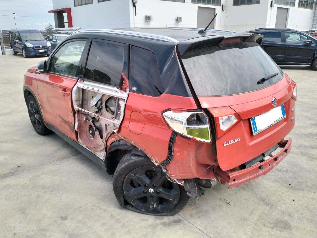 Suzuki Vitara 1.6 DDiS 4WD AllGrip - SINISTRATA