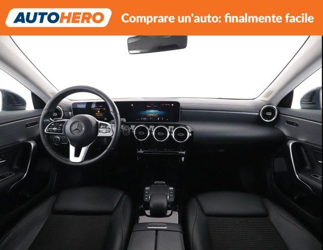 MERCEDES-BENZ CLA 180 Automatic Shooting Brake Sport