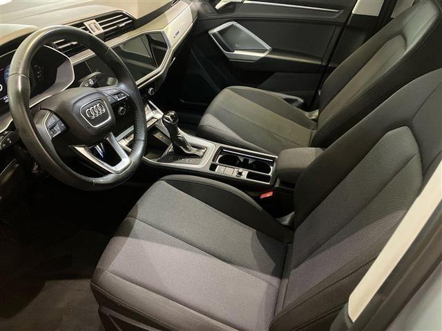 AUDI Q3 35 2.0 tdi Business Advanced s-tronic