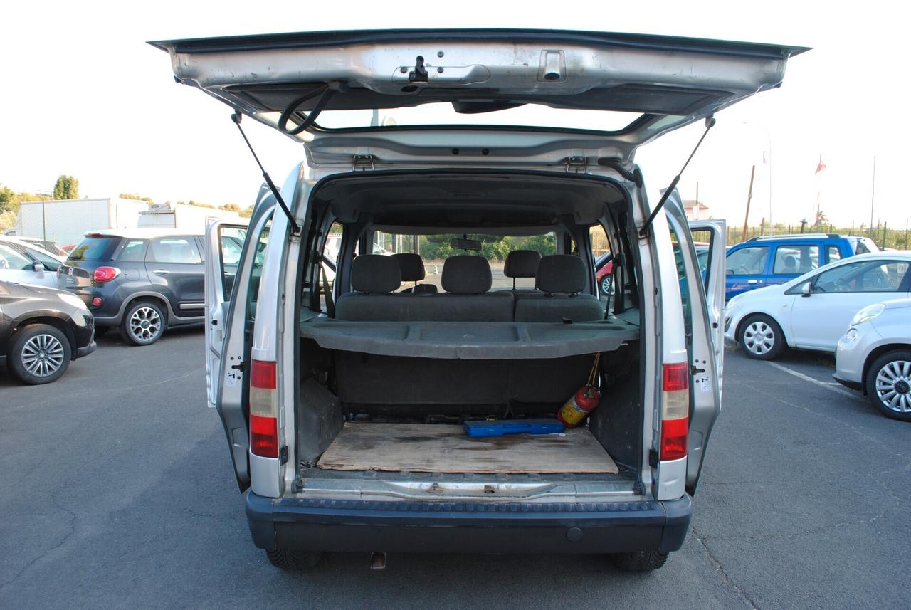 Ford Tourneo Connect 1.8 TD 90CV
