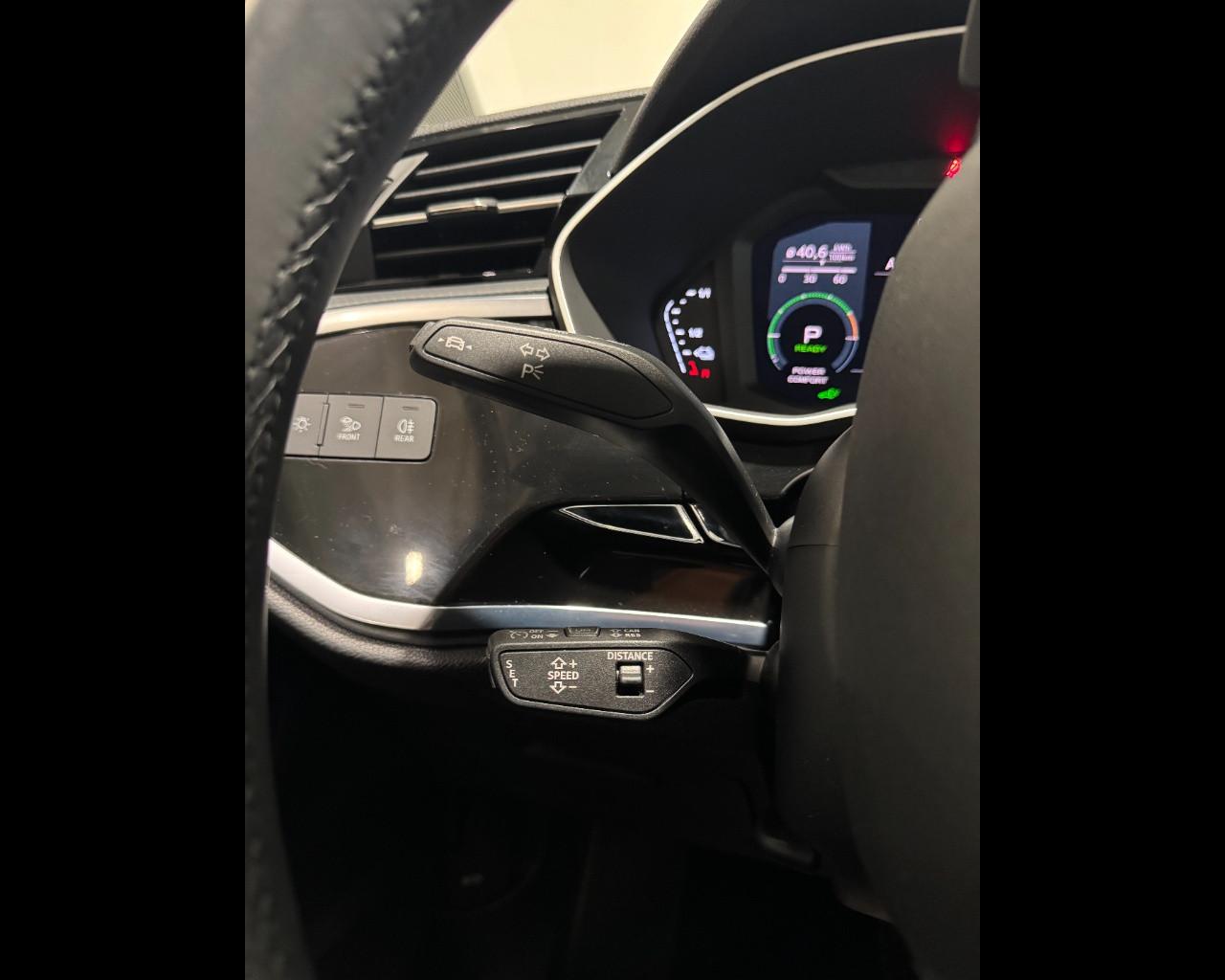 AUDI Q3 45 TFSIe PHEV S-TRONIC S LINE EDITION