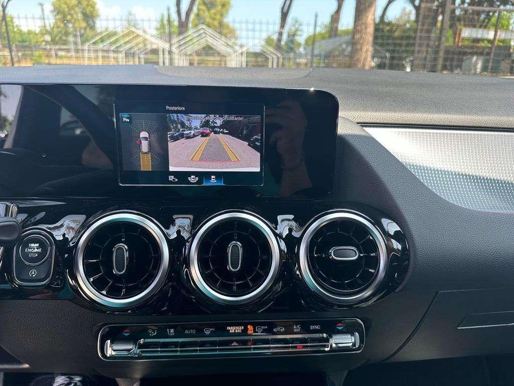 Mercedes-Benz B 200 d Sport auto NAVI KAMERA LED GARA 24 MESI