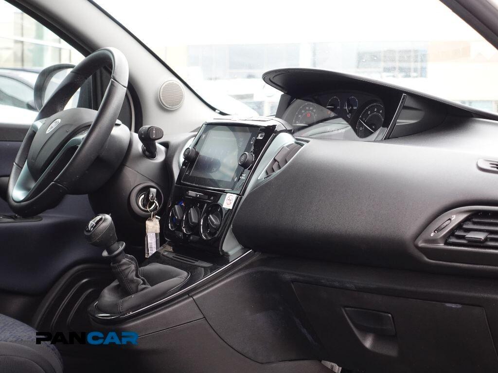 Lancia Ypsilon 1.0 FireFly 5 porte S&S Hybrid Gold PROMO