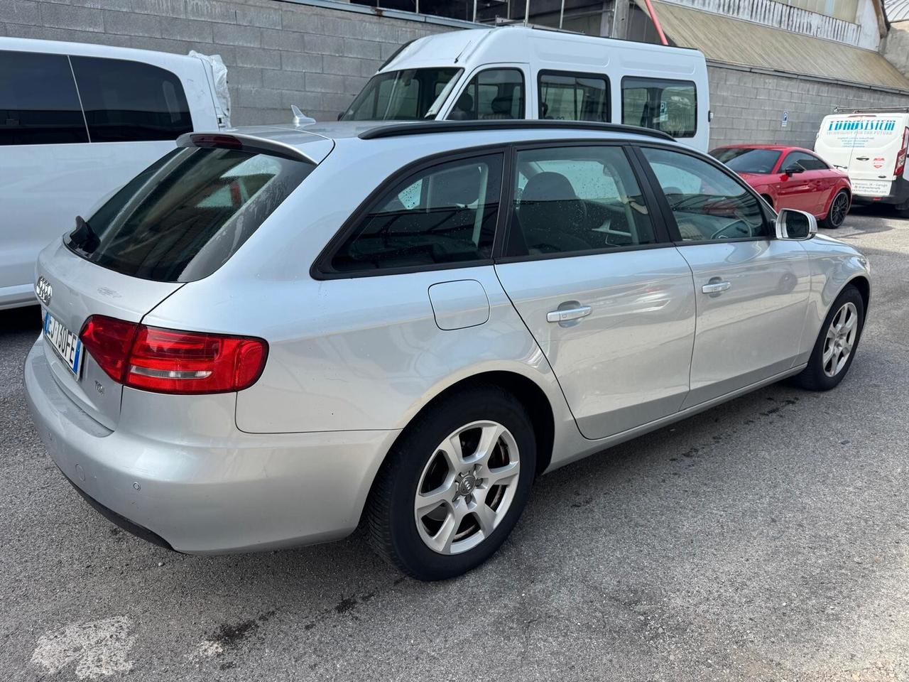 Audi A4 Avant 2.0 TDI 143CV F.AP. mult. Ambiente*EURO5