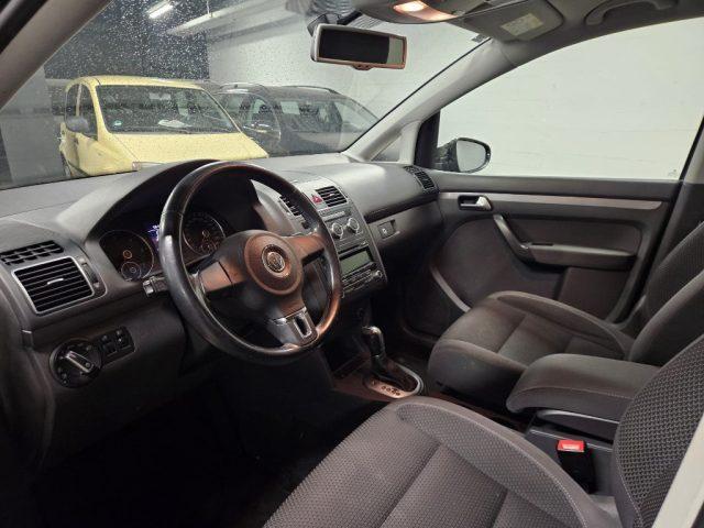 VOLKSWAGEN Touran 1.6 TDI DSG Comfortline 7POSTI