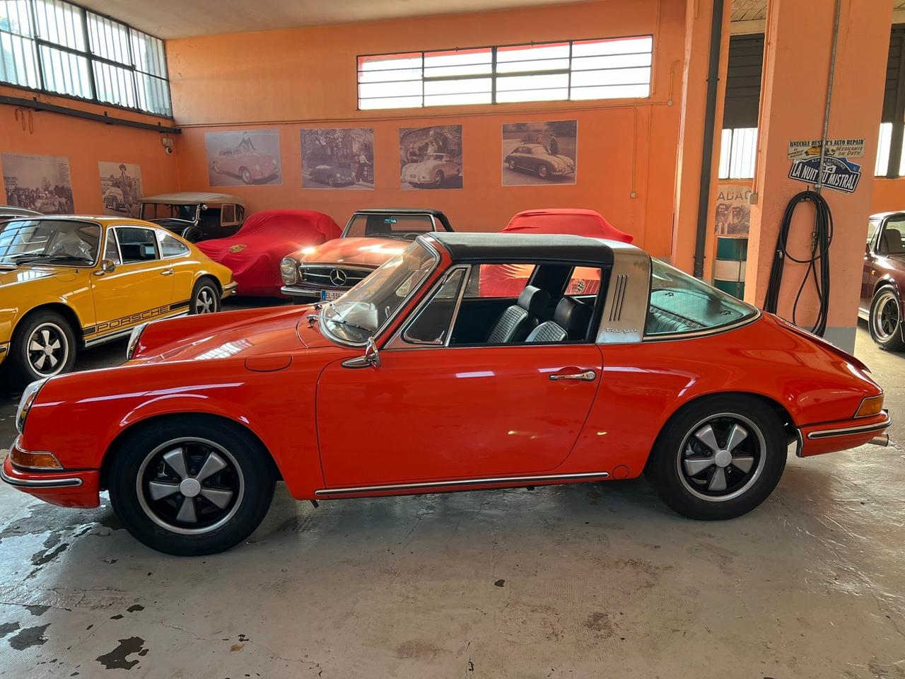 Porsche 911 2.2T targa ASI 1970