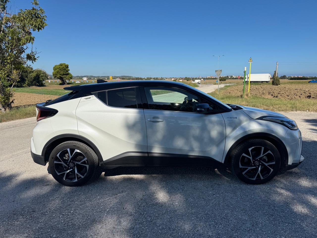 Toyota C-HR 2.0 Hybrid E-CVT Style