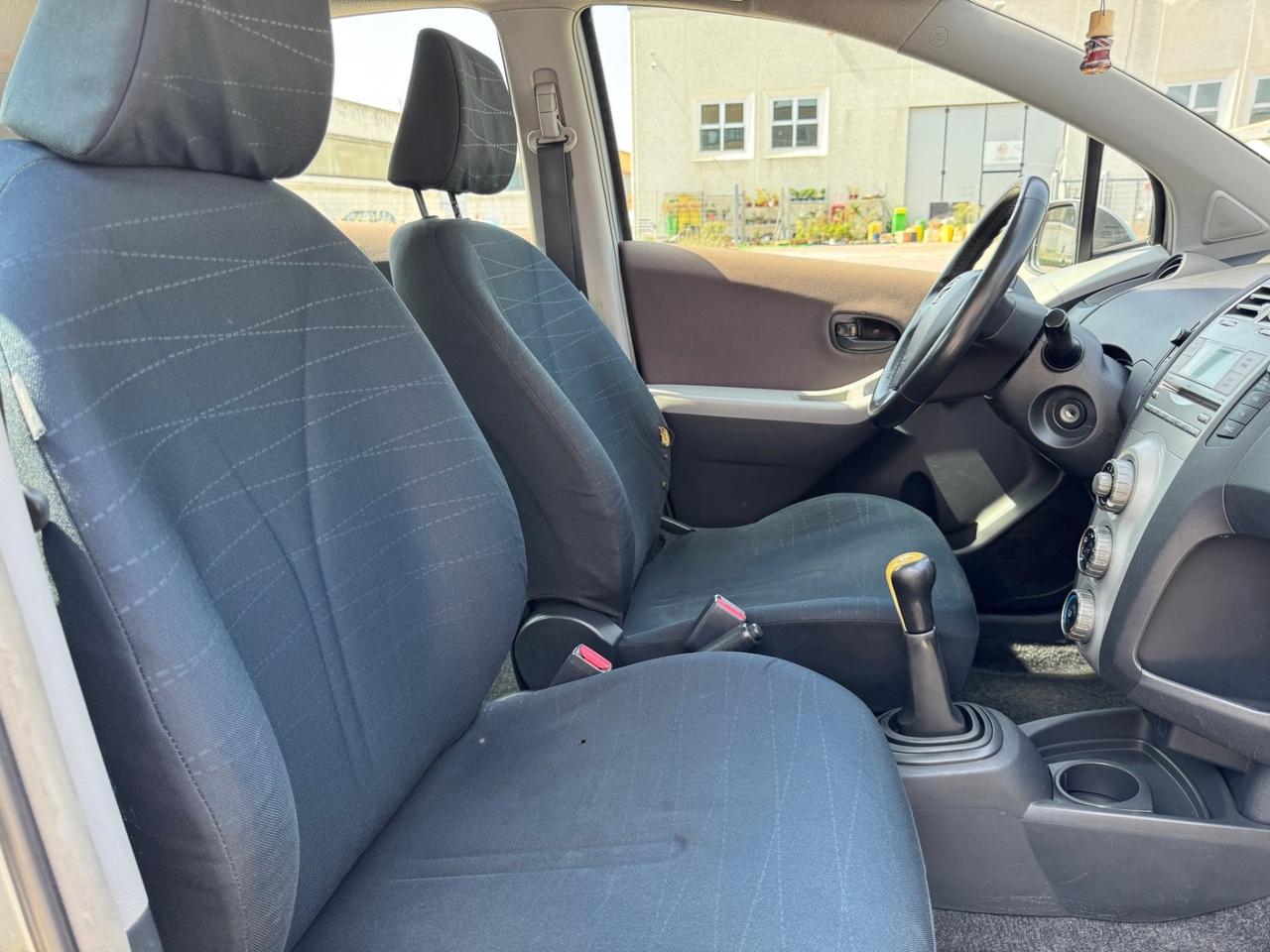 TOYOTA Yaris 1.0 5p SOL