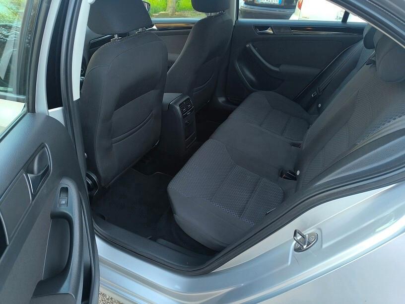 Volkswagen Jetta 1.6 TDI BlueMotion Technology