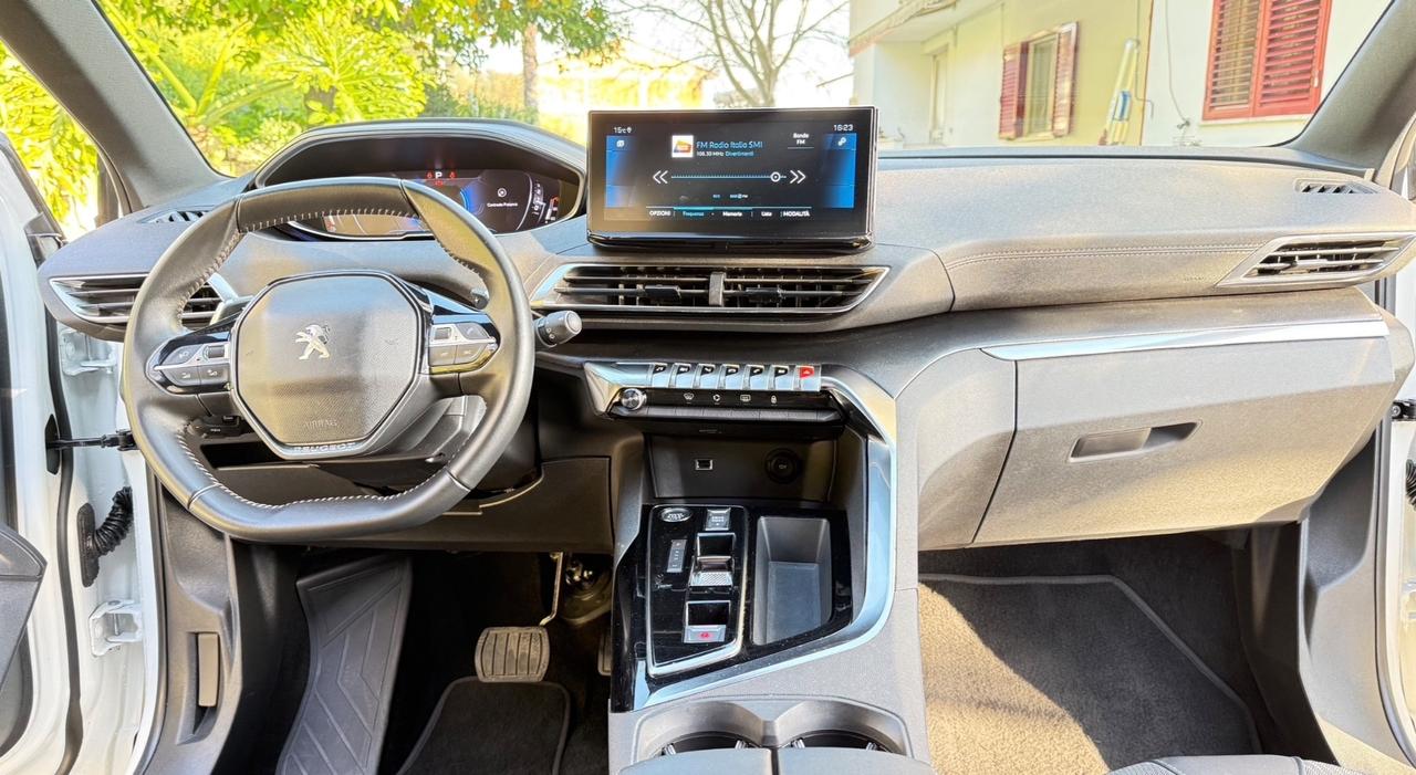 Peugeot 3008 BlueHDi 130 S&S EAT8 Allure Pack