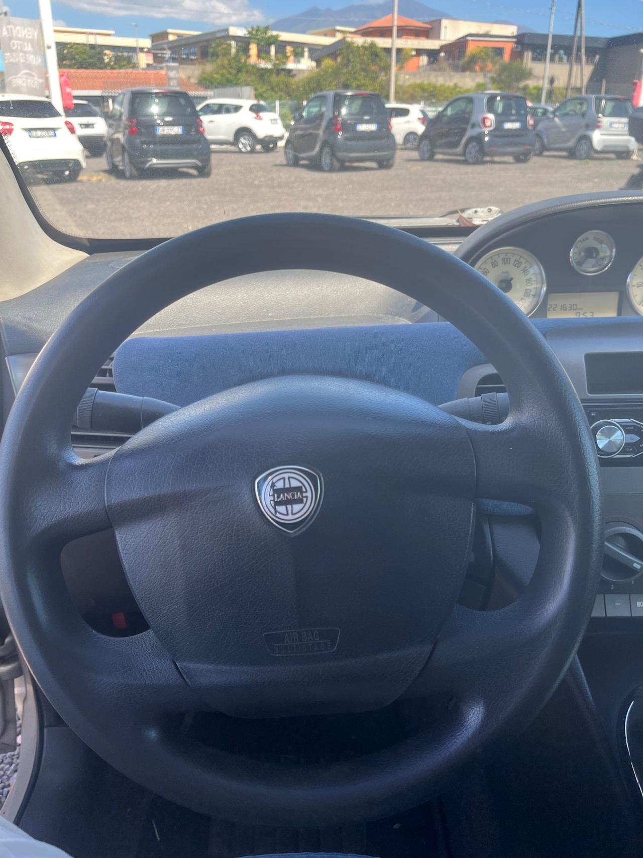 Lancia Ypsilon 1.2 Argento