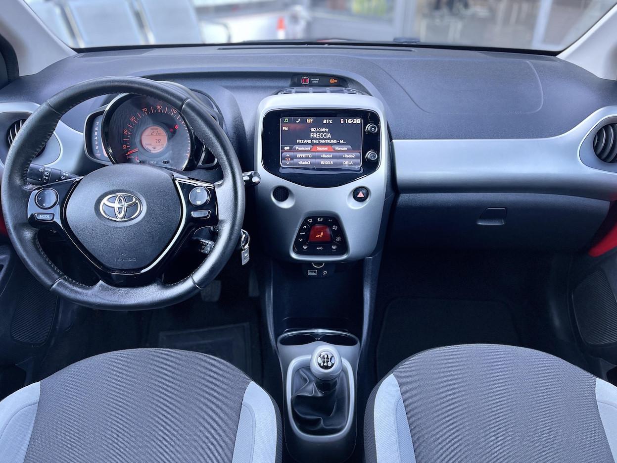 Toyota Aygo 5 Porte 1.0 Benzina 69CV E6 Neo - 2015