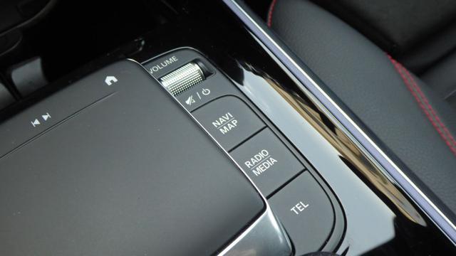 MERCEDES-BENZ GLA 220 d Automatic 4Matic Premium AMG