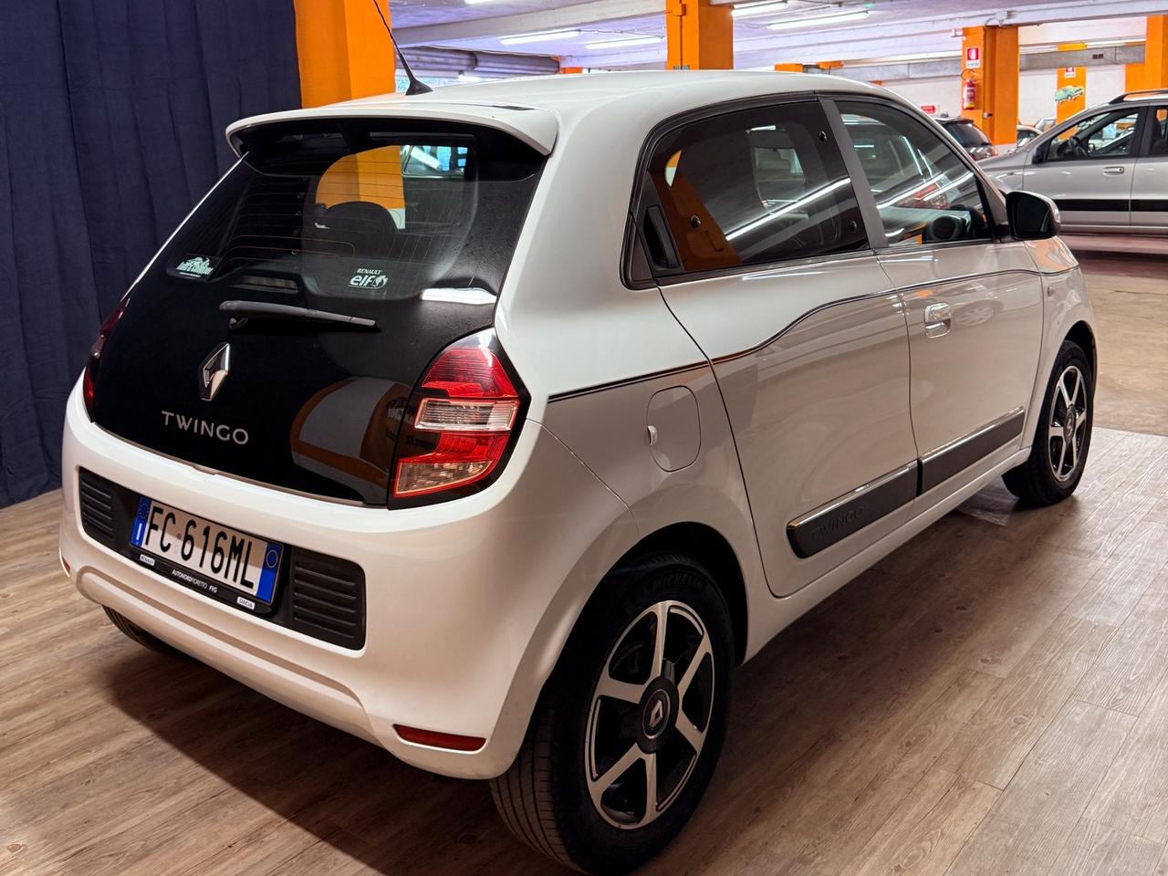 MERAVIGLIOSA RENAULT TWINGO CON SOLI 80.769 KM ADATTA A NEOPATENTATI