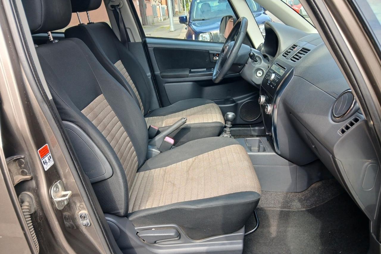 FIAT Sedici 4x4 2.000 MultiJet 136cv Km148.000