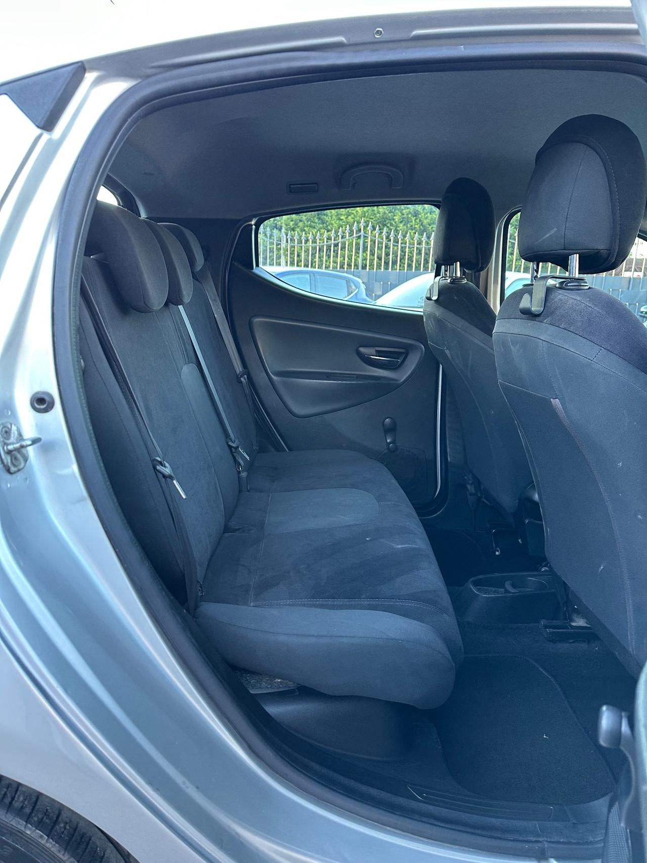 Lancia Ypsilon 1.3 MJT 16V 95 CV S&S Gold 2013