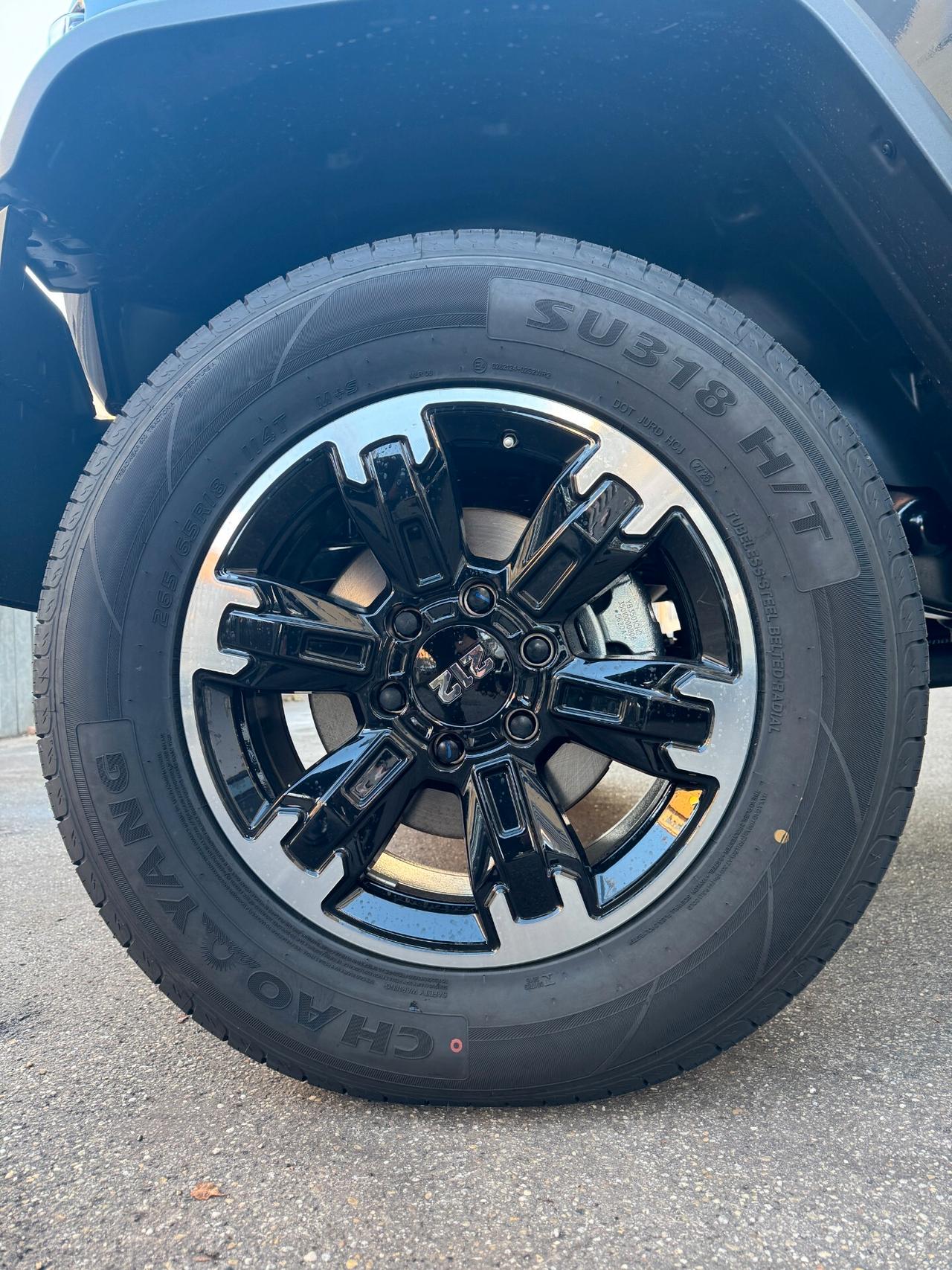 Emc 212 4x4 cambio automatico