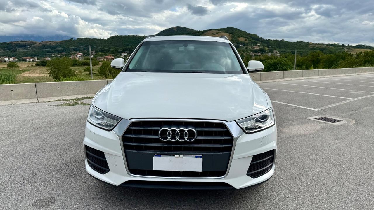 Audi Q3 2.0 TDI 120 CV