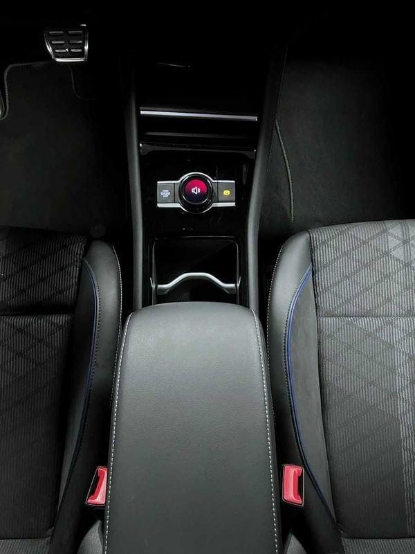 Volkswagen Tiguan 2.0 TDI 150 CV EVO SCR DSG R-Line Camera 360° Matrix Led 19"