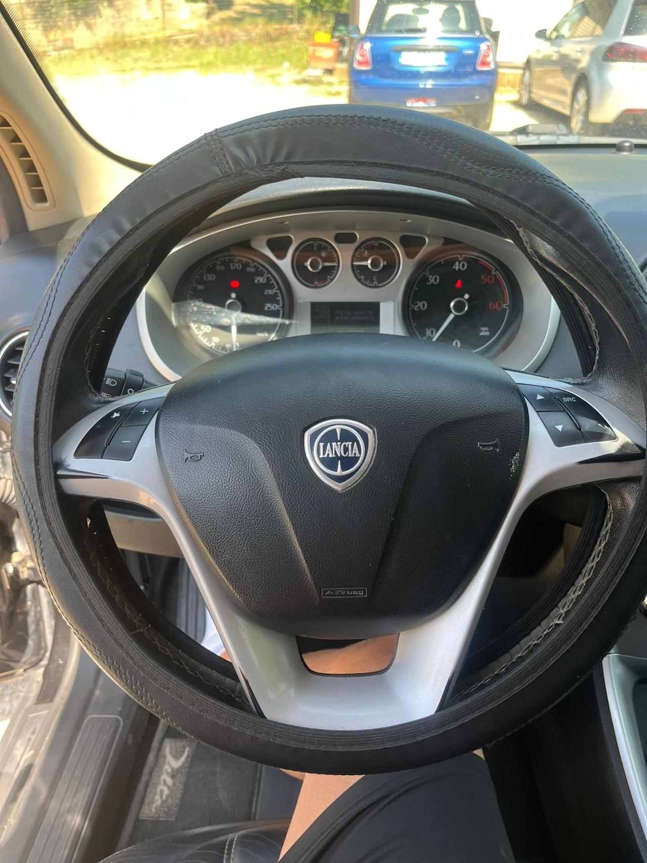 Lancia Delta 1.9 MJT Twinturbo DPF Executive