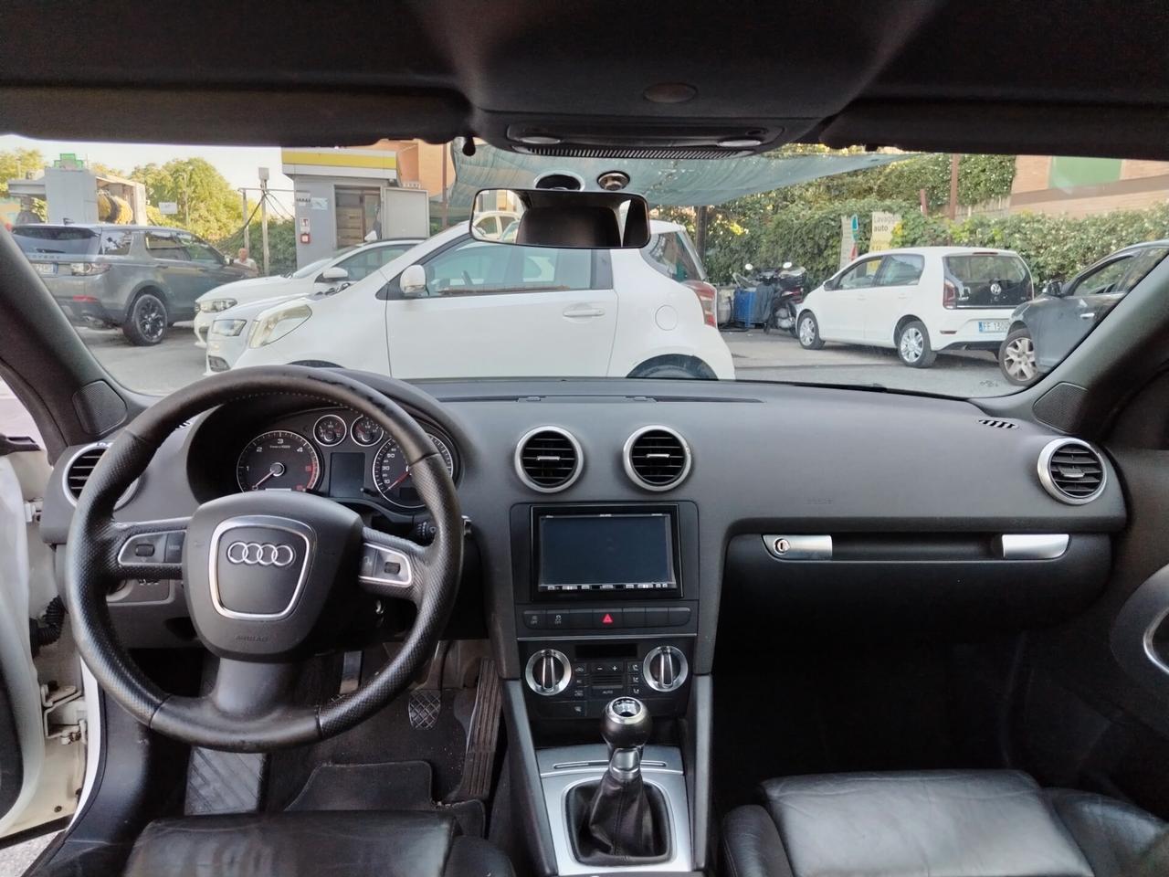 Audi A3 Cabrio 1.6 TDI 105 CV CR Ambition