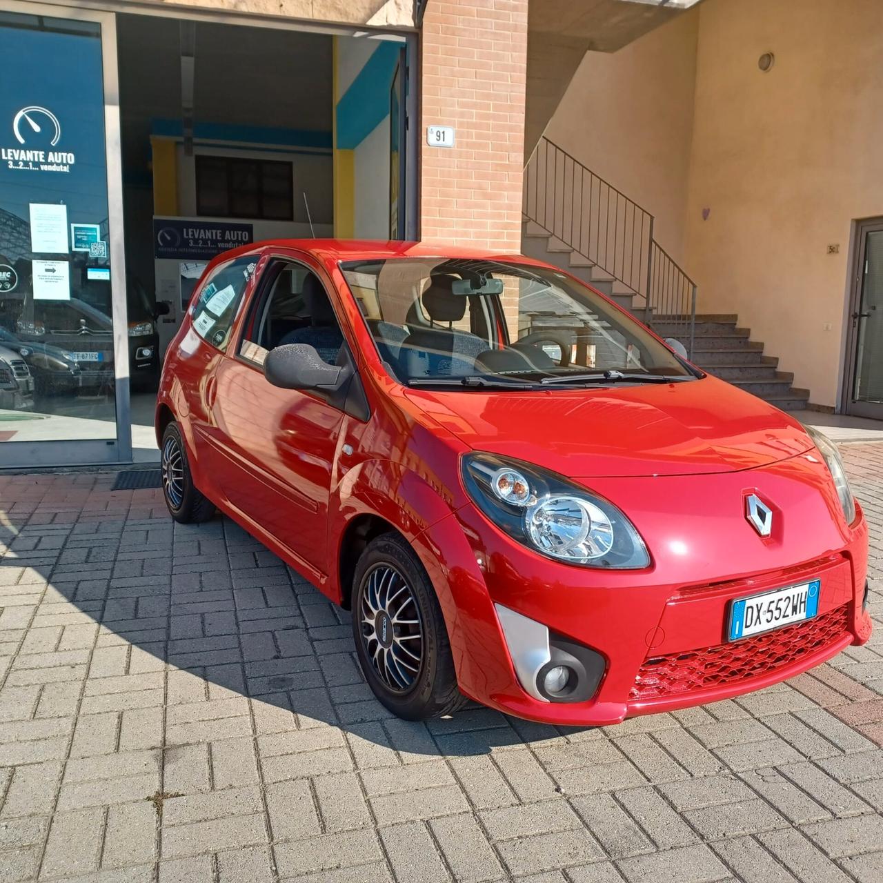129.888KM PERFETTA TWINGO 1.2 NEOPATENTATI