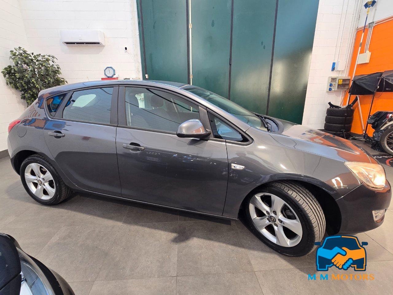 Opel Astra 5 Porte Astra 5p 1.7 cdti Cosmo 110cv
