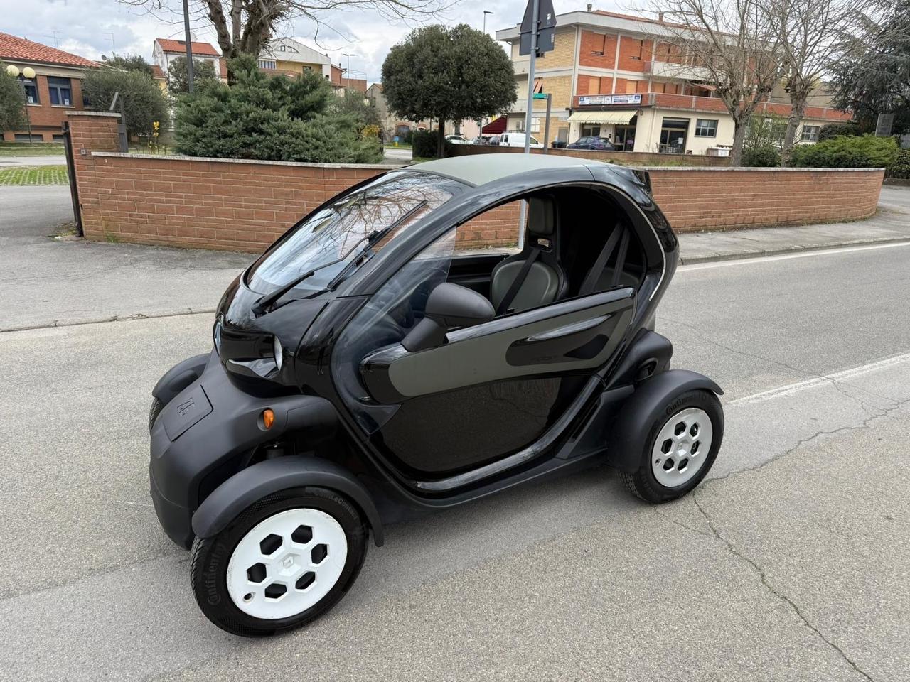 Renault Twizy 45 elettrica