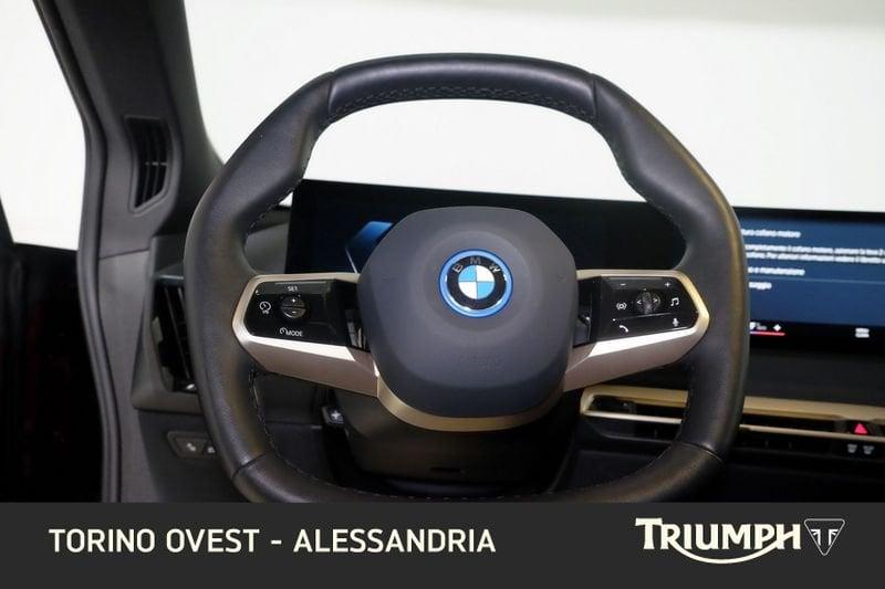 BMW iX xdrive50 pacchetto sportivo