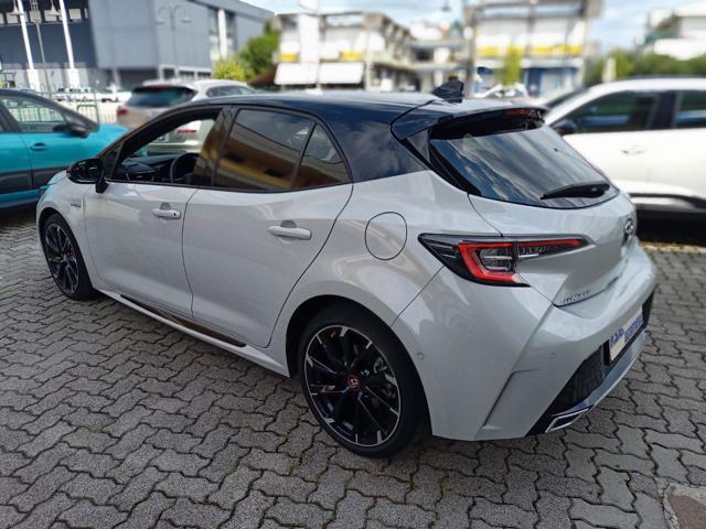 TOYOTA Corolla 2.0 Hybrid GR SPORT