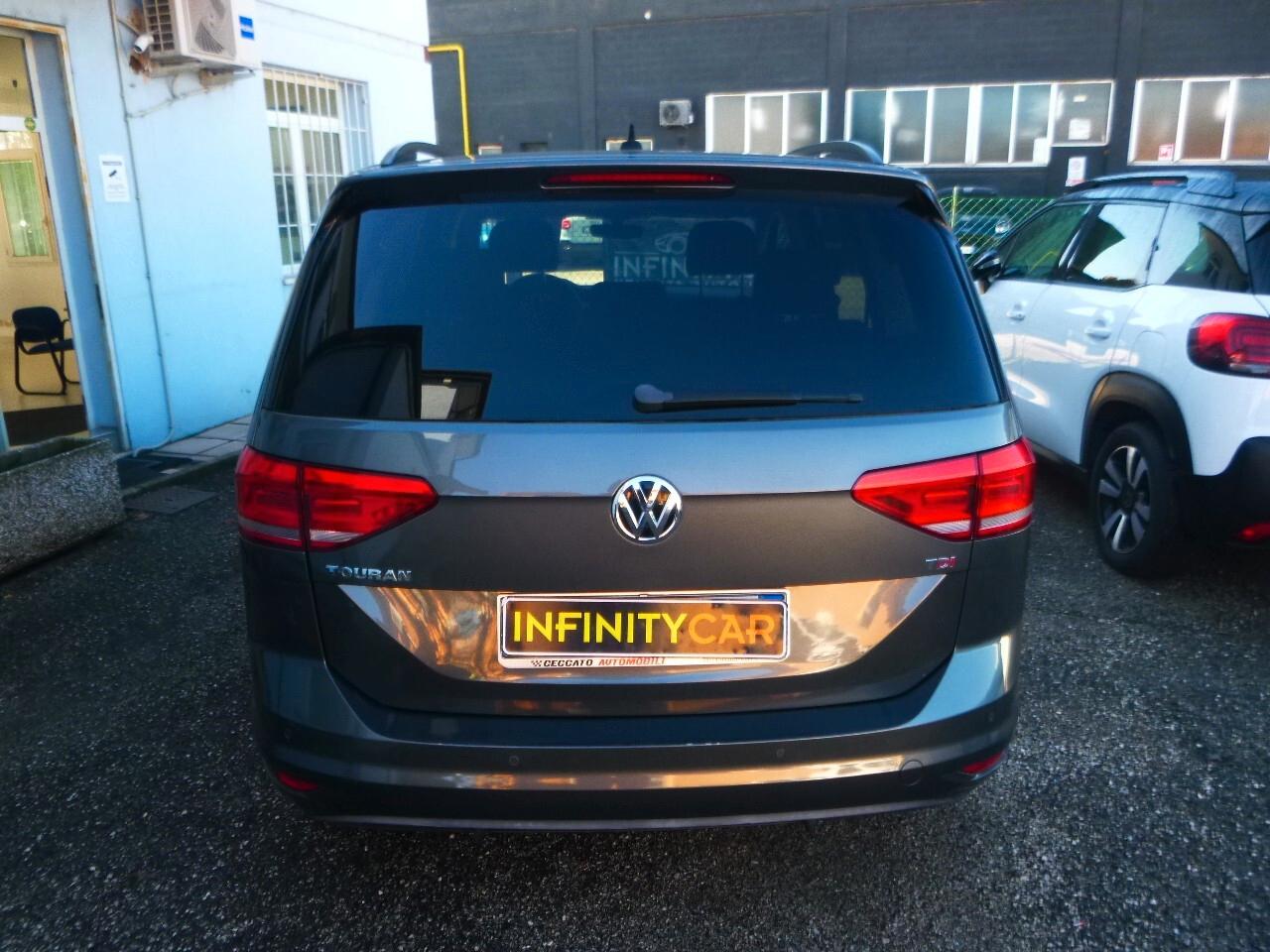 Volkswagen Touran 1.6 TDI 115 CV SCR DSG Executive BlueMotion Tech. 7 POSTI