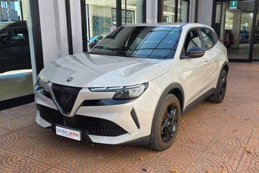 Alfa Romeo Junior 1.2 145 CV Hybrid eDCT6