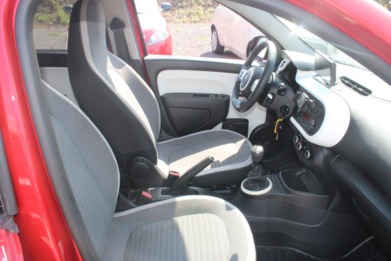 Renault Twingo SCe EDC La Parisienne