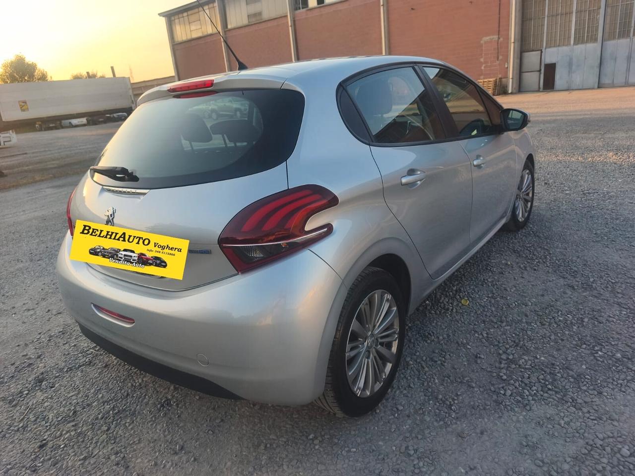Peugeot 208 2016---1.6 Diesel Neopatentati