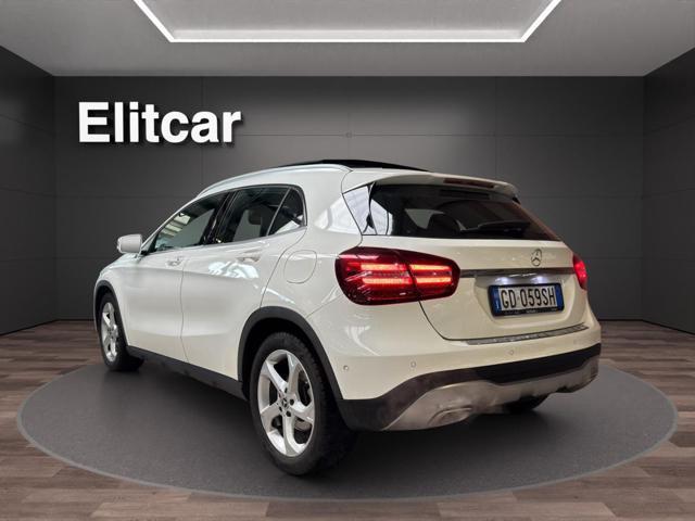 MERCEDES-BENZ GLA 180 Sport