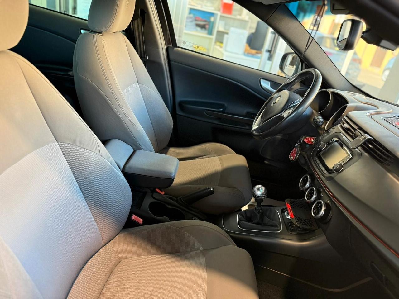 Alfa Romeo Giulietta 1.6 JTDm-2 120 CV Sprint