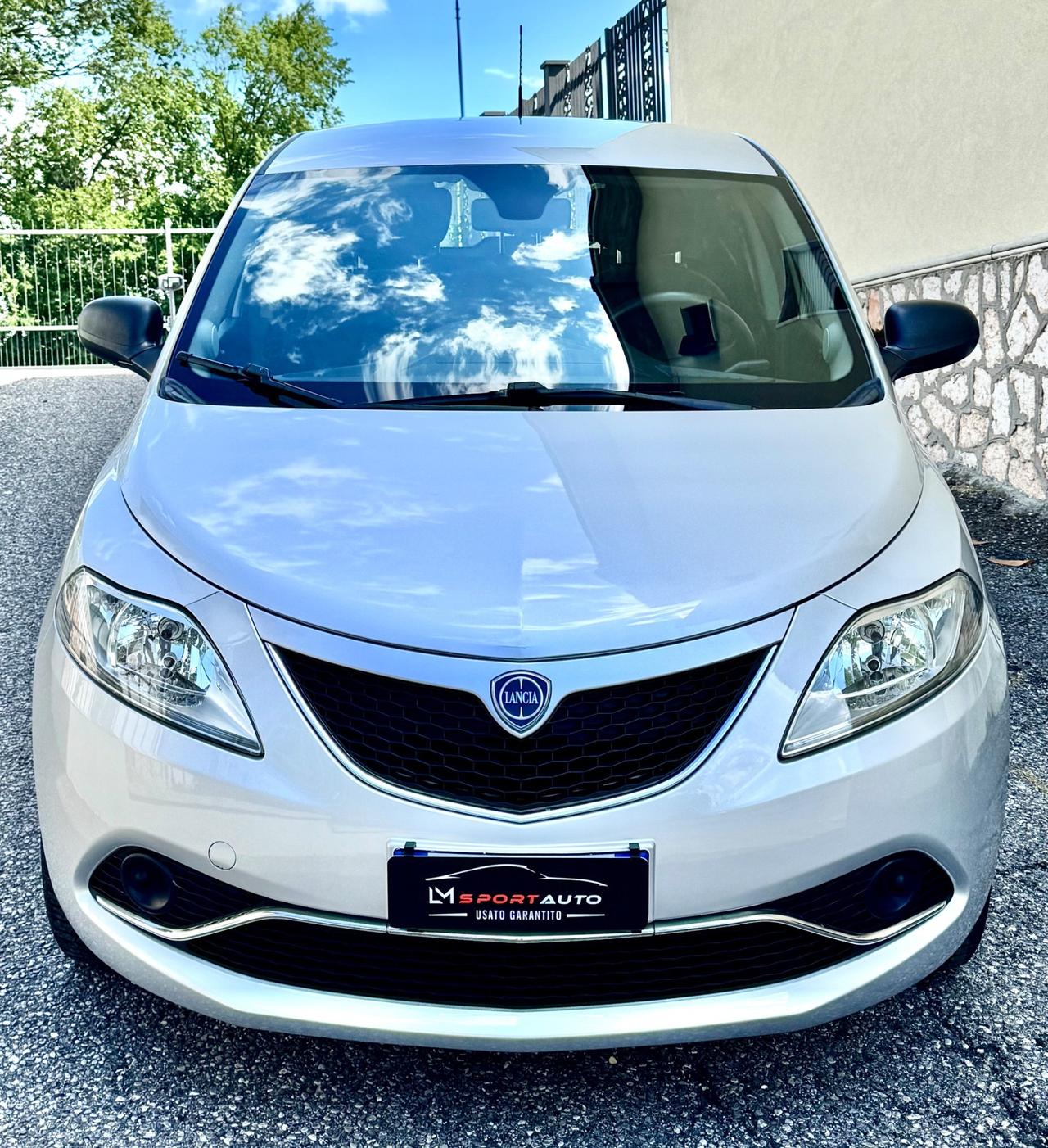 LANCIA YPSILON ECOCHIC 1.2 GPL PARI AL NUOVO