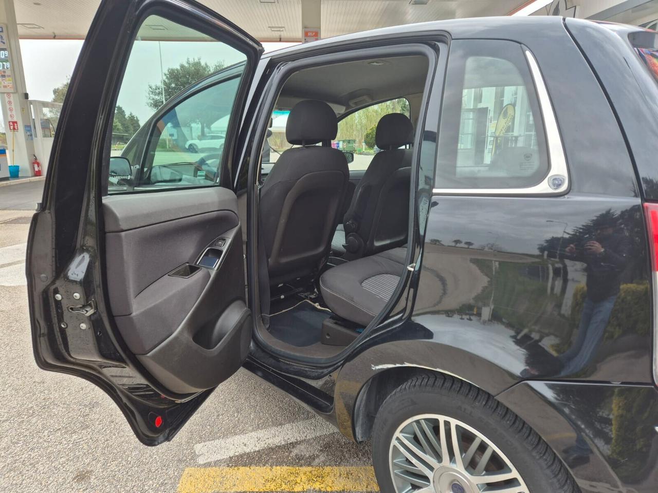Lancia MUSA 1.9 Multijet Oro