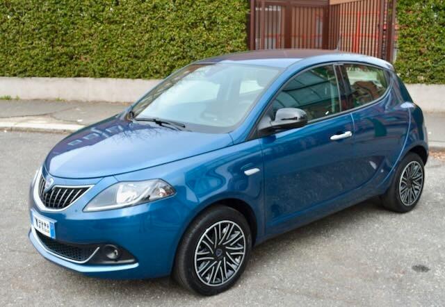 Lancia Ypsilon 1.0 FireFly 5 porte S&S Hybrid Gold