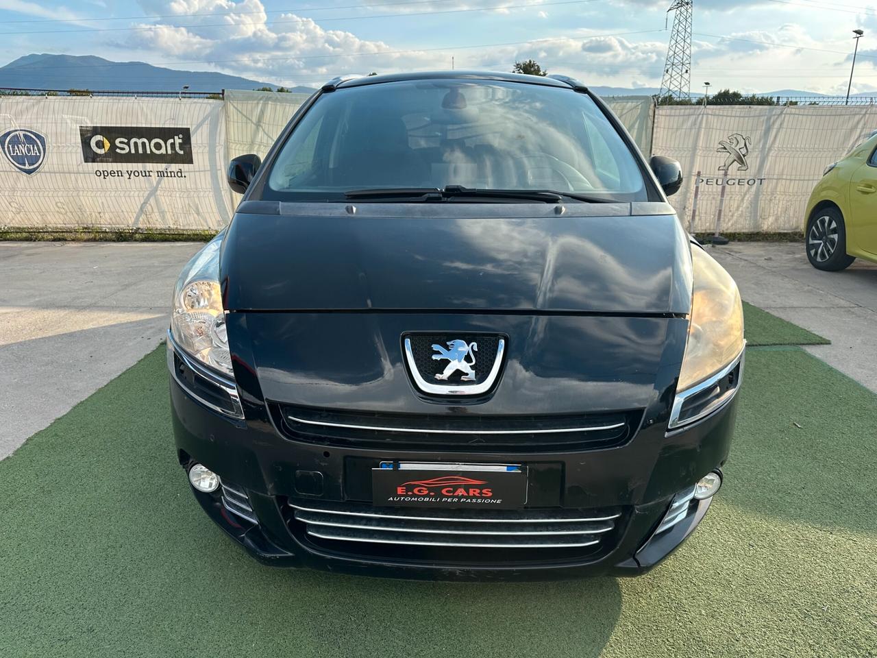 Peugeot 5008 1.6HDI*7 POSTI*111CV*TETTO PANORAMICO*